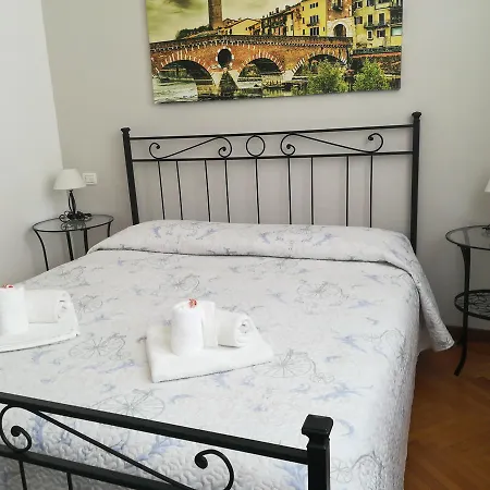 A Casa Di Luca Pensjonat *